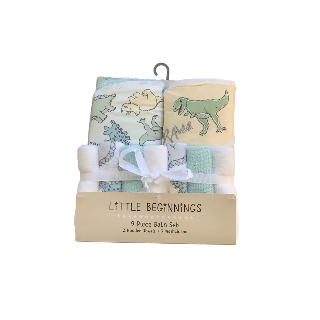 Set de Baño para Bebé 9 Piezas – 2 Toallas con Capucha + 7 Pañitos (1)